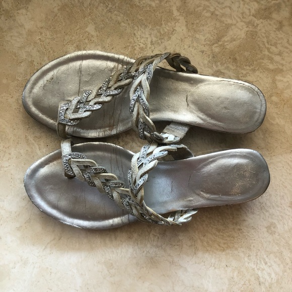 Vince Camuto Silver Rhinestone Sandals 7 1/2 - Picture 1 of 6